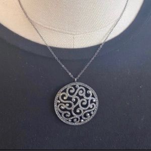 Circle scroll pendant necklace